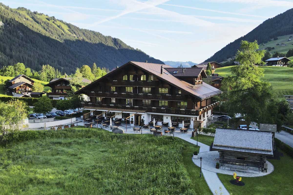 Yoga retreat accommodation in Bernese highlands