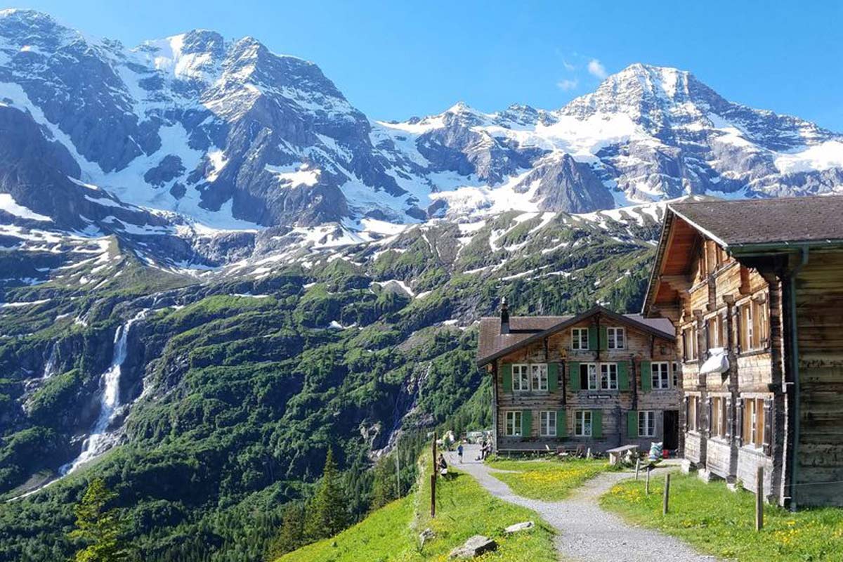 Obersteinberg mountain Hut in Switzerland