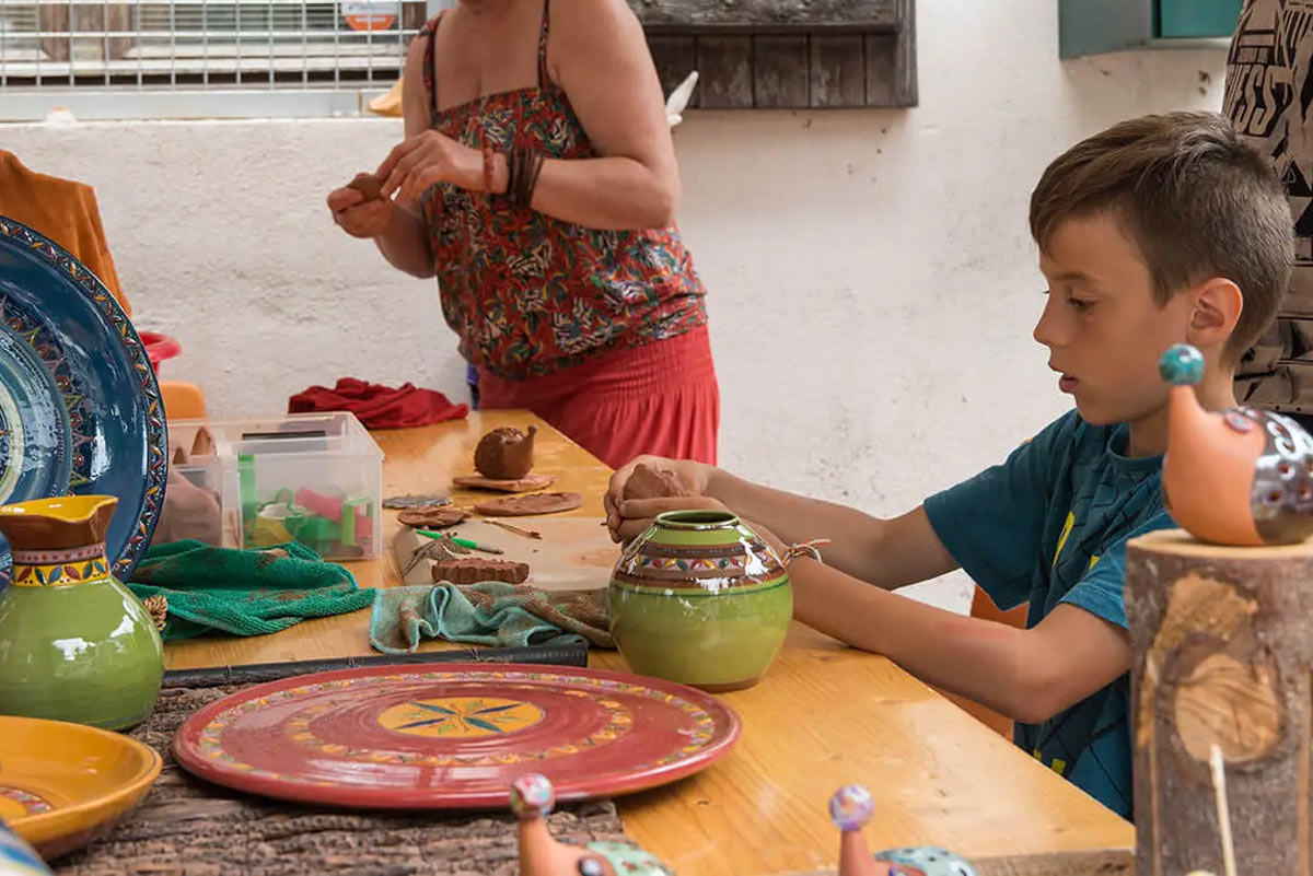Pottery for kids at Sanskriti Yoga Festival in Scionzier