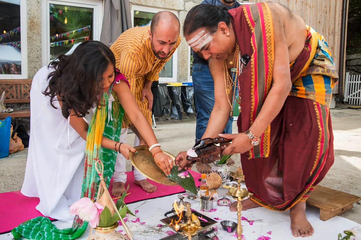 Indian ritual at Sanskriti Yoga Festival in Scionzier