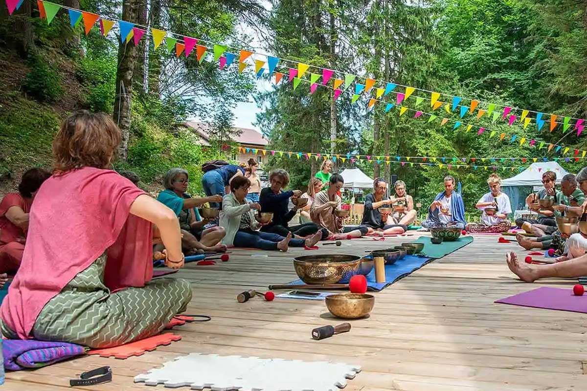Sound healing at Sanskriti Yoga Festival in Scionzier