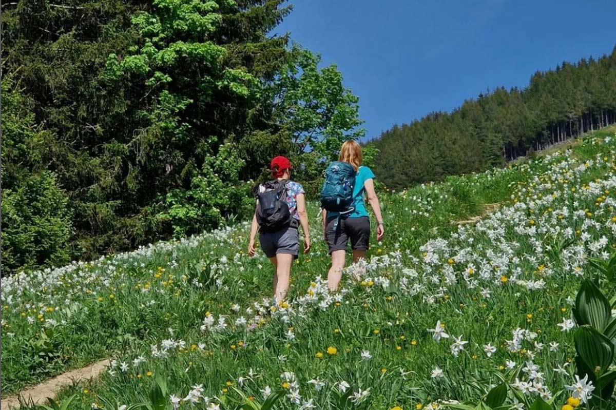 Be Outside Coaching women retreats in Switzerland