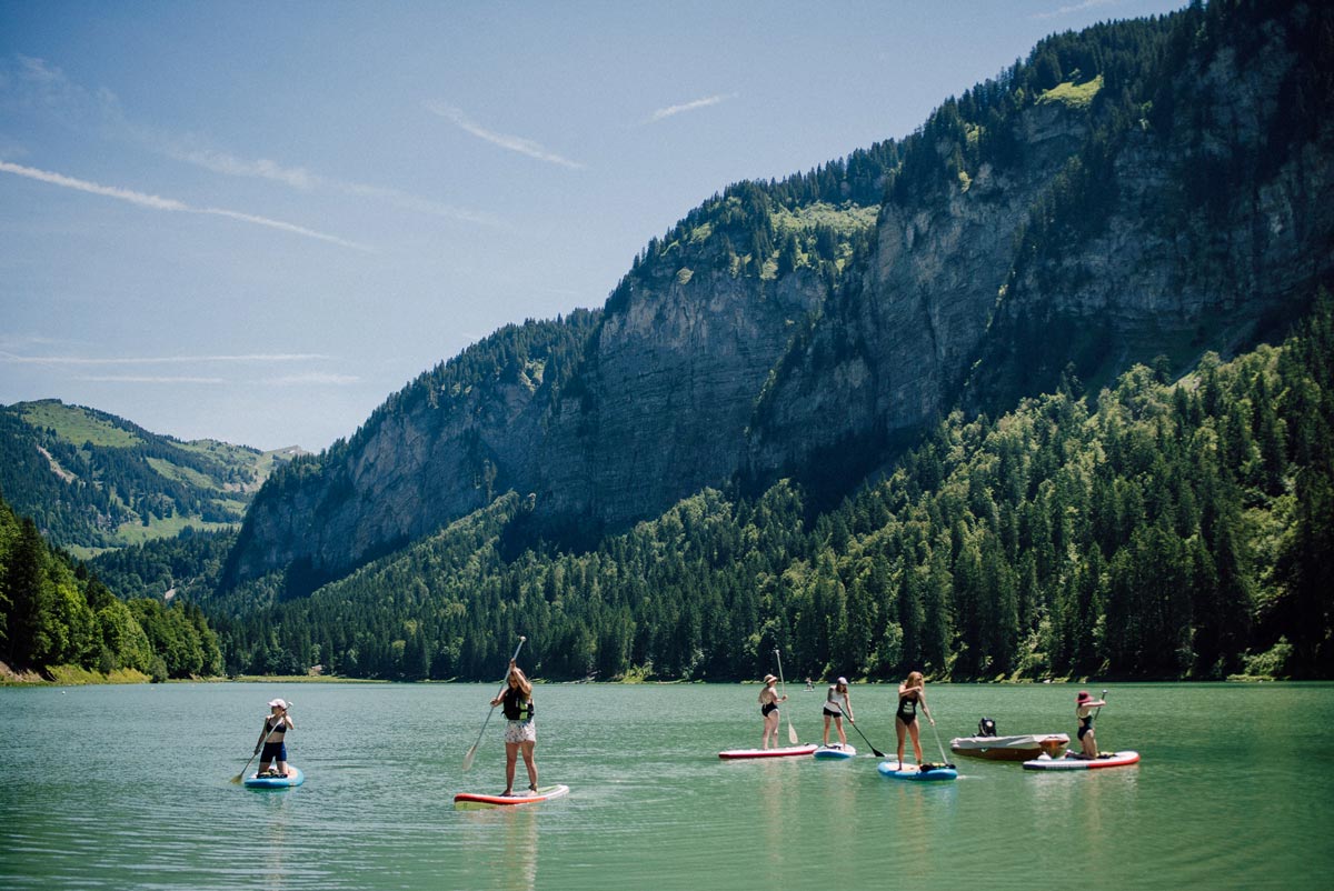 Paddle yoga at Lake Montriond
