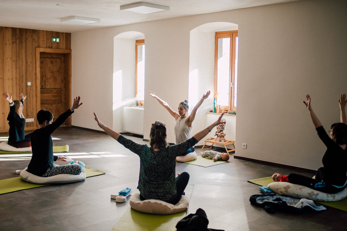 Postnatal class with Ambika Yoga in Morzine