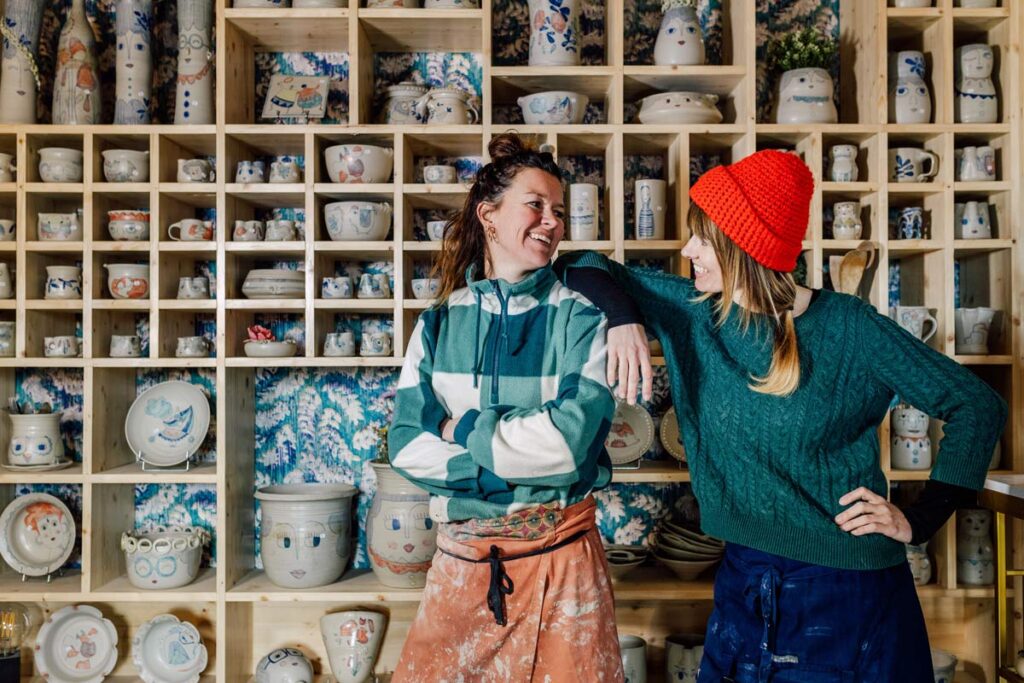 Pottery craft by two sisters in the Alps