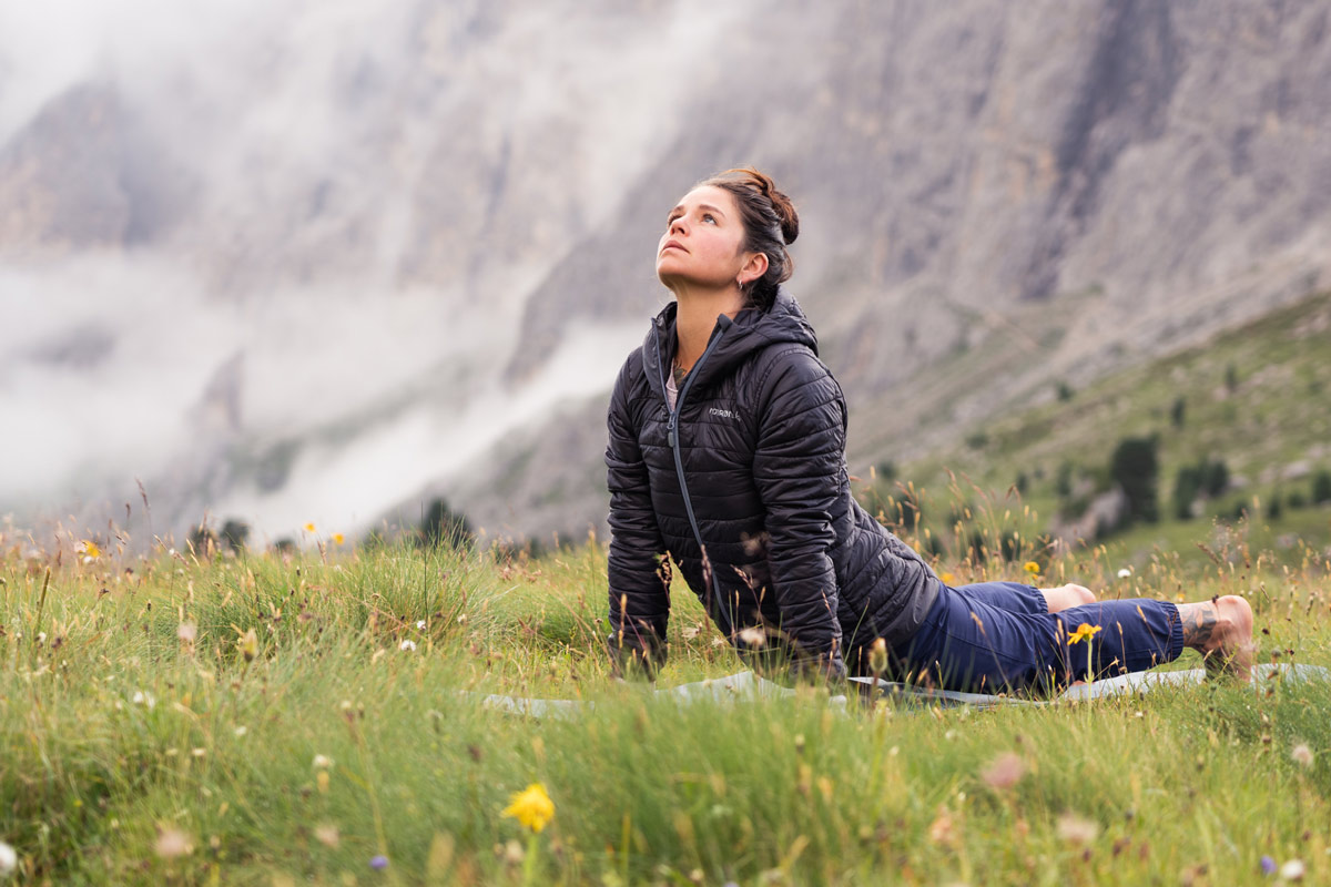 Romana Maria Schwaiger practicing yoga in the East Alps