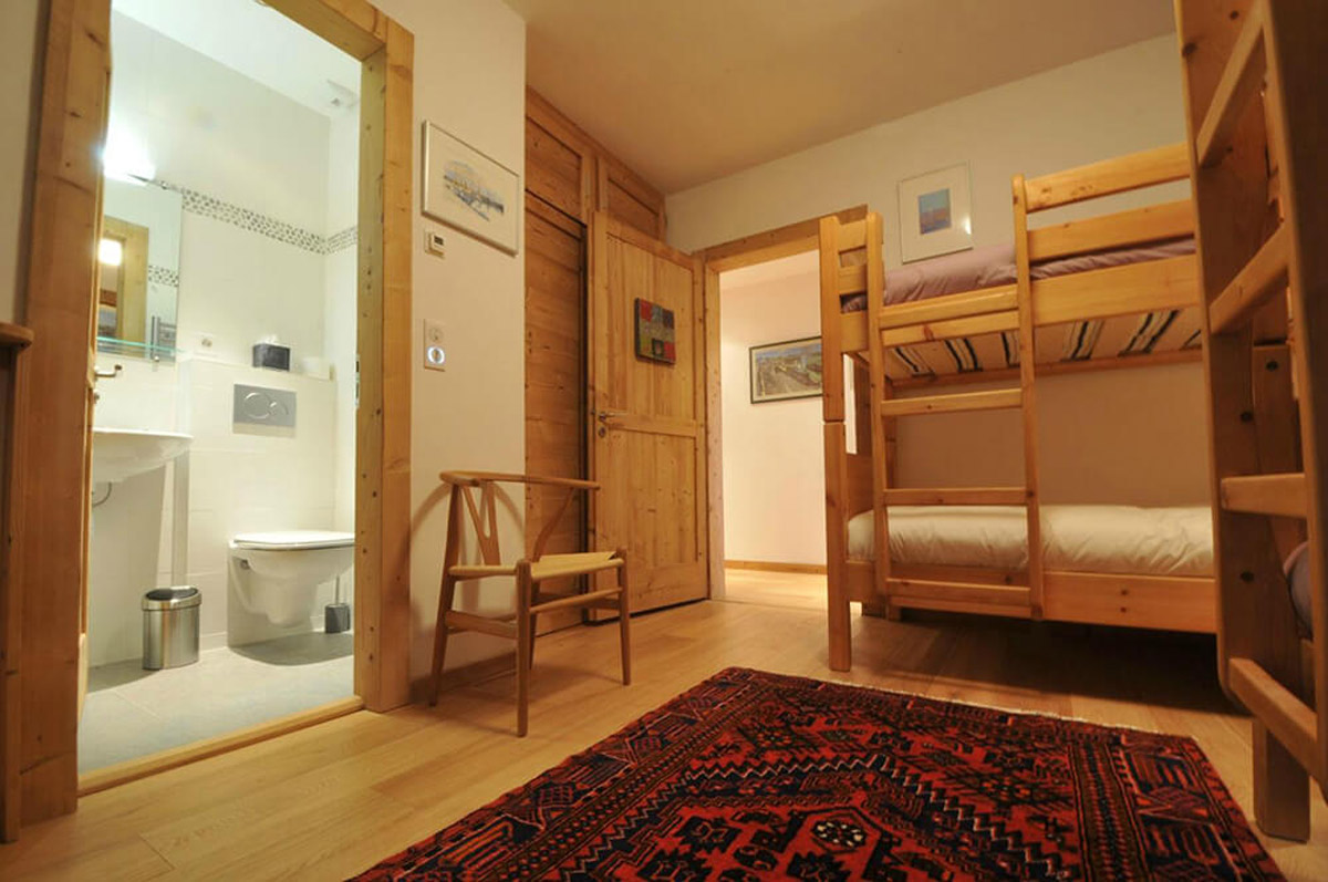 Maison la Cerisaie - bunk bedroom for four