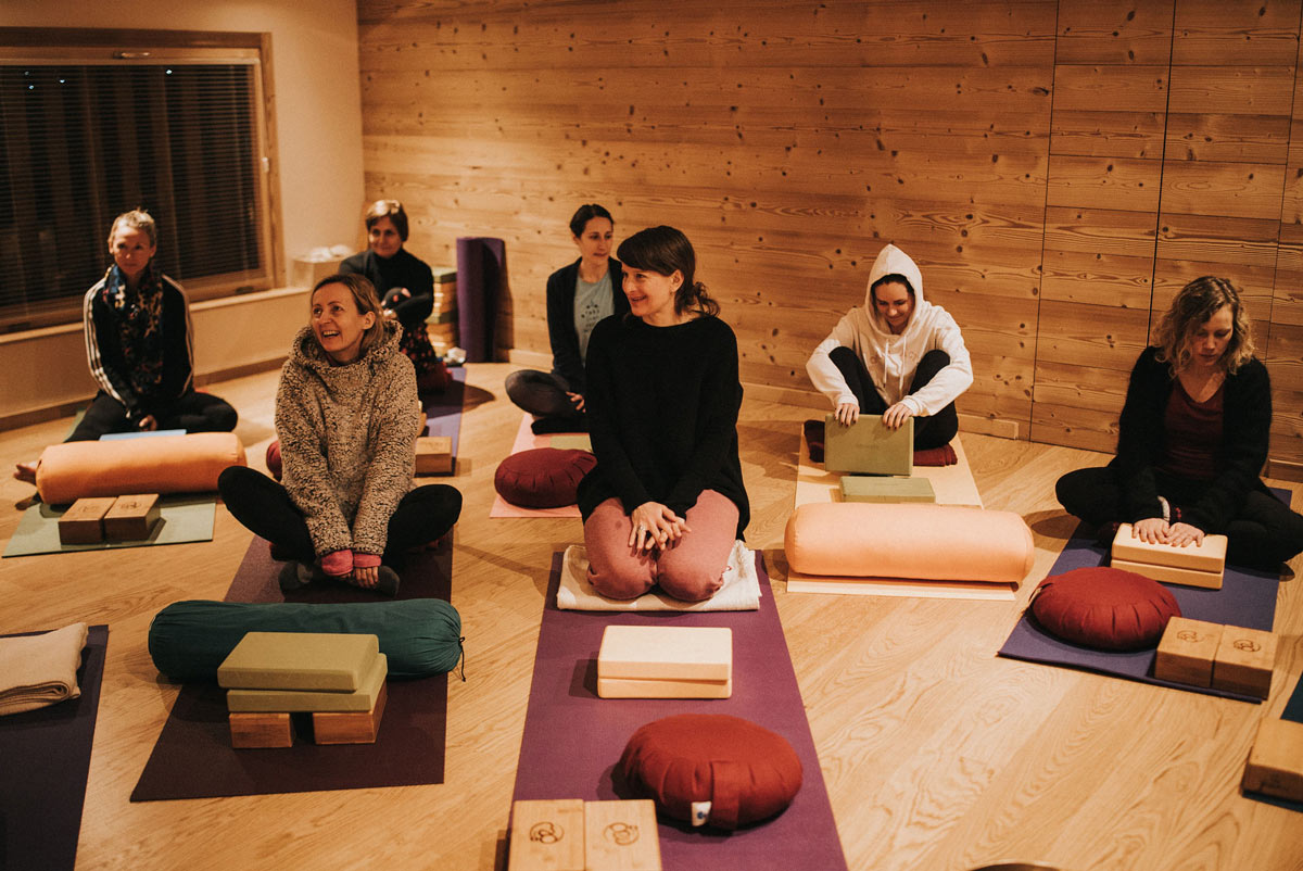 Yoga retreat in Maison la Cerisaie in the Alps