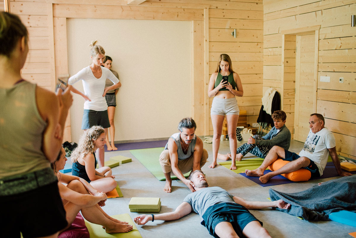 Thai massage training course in Switzerland