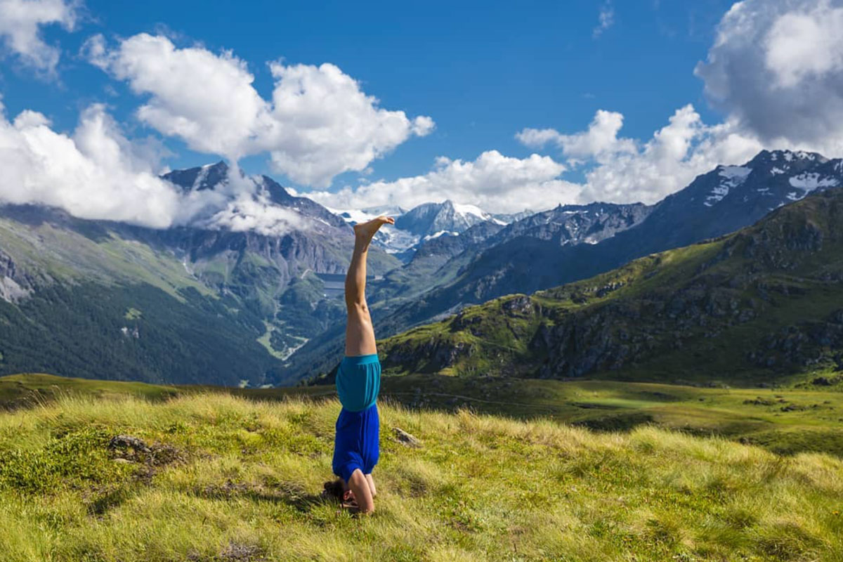 Claudia Lamas Cornejo yoga retreat in Valais in the Swiss Alps