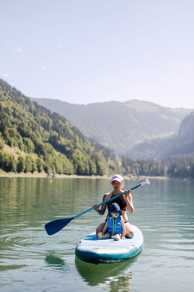 אגם מונטריונד - קייקים ליד מורזין